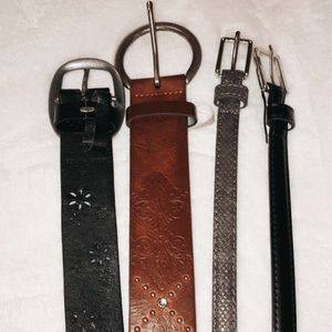 🌻CLEAR OUT🌻 (4) belt bundle